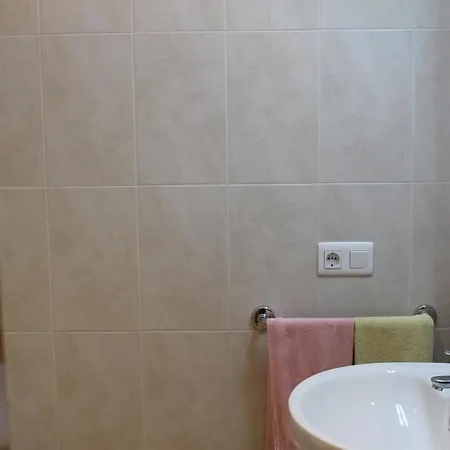 萨迪诺旅馆 招待所 *