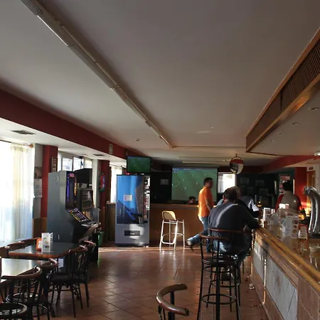 萨迪诺旅馆 招待所 *